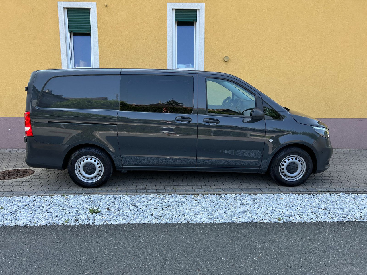 Mercedes-Benz Vito 114 lang | Klima | Schiebetür | Tempomat - Грузопассажирский фургон: фото 3 Mercedes-Benz Vito 114 lang | Klima | Schiebetür | Tempomat - Грузопассажирский фургон: фото 3