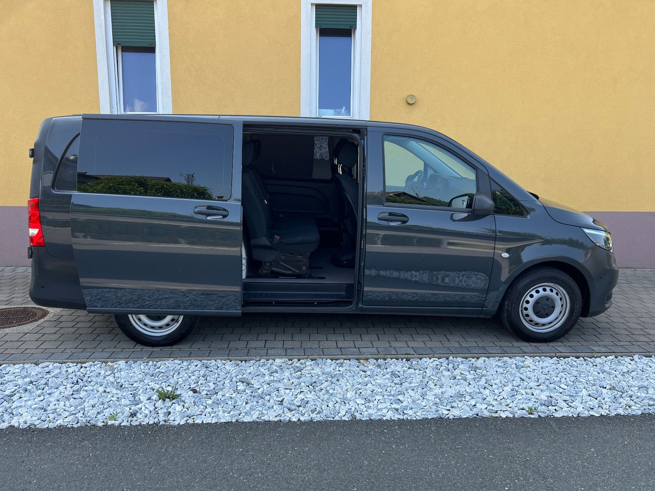 Mercedes-Benz Vito 114 lang | Klima | Schiebetür | Tempomat - Грузопассажирский фургон: фото 4 Mercedes-Benz Vito 114 lang | Klima | Schiebetür | Tempomat - Грузопассажирский фургон: фото 4