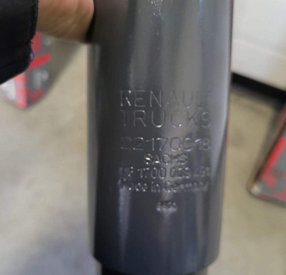 AMORTYZATORY NOWE ORYGINAL RENAULT RANGE T GAMA 742217018 22170016 - Амортизатор для Грузовиков: фото 2 AMORTYZATORY NOWE ORYGINAL RENAULT RANGE T GAMA 742217018 22170016 - Амортизатор для Грузовиков: фото 2