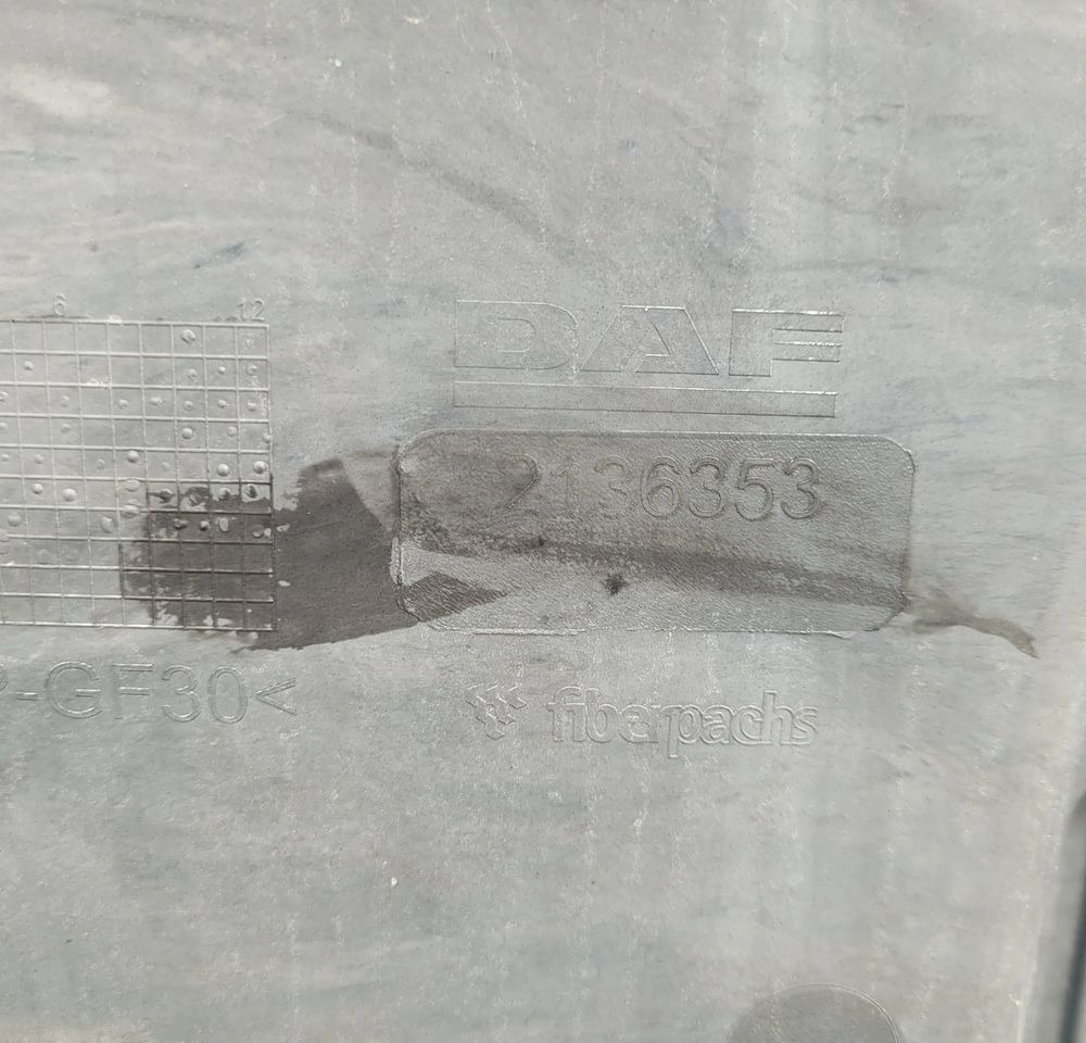 ATRAPA MASKA DAF CF ORYGINAŁ 2136353 CHWALIM116 - Капот для Грузовиков: фото 3 ATRAPA MASKA DAF CF ORYGINAŁ 2136353 CHWALIM116 - Капот для Грузовиков: фото 3