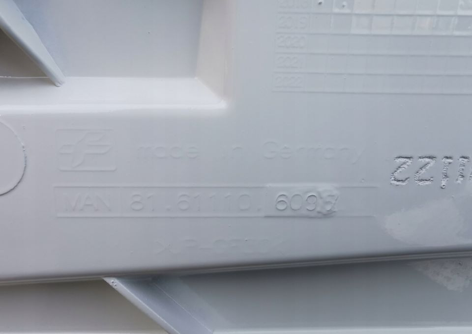 ATRAPA MASKA MAN TGX E6 RAL 9010 ORYGINAŁ - Капот для Грузовиков: фото 5 ATRAPA MASKA MAN TGX E6 RAL 9010 ORYGINAŁ - Капот для Грузовиков: фото 5