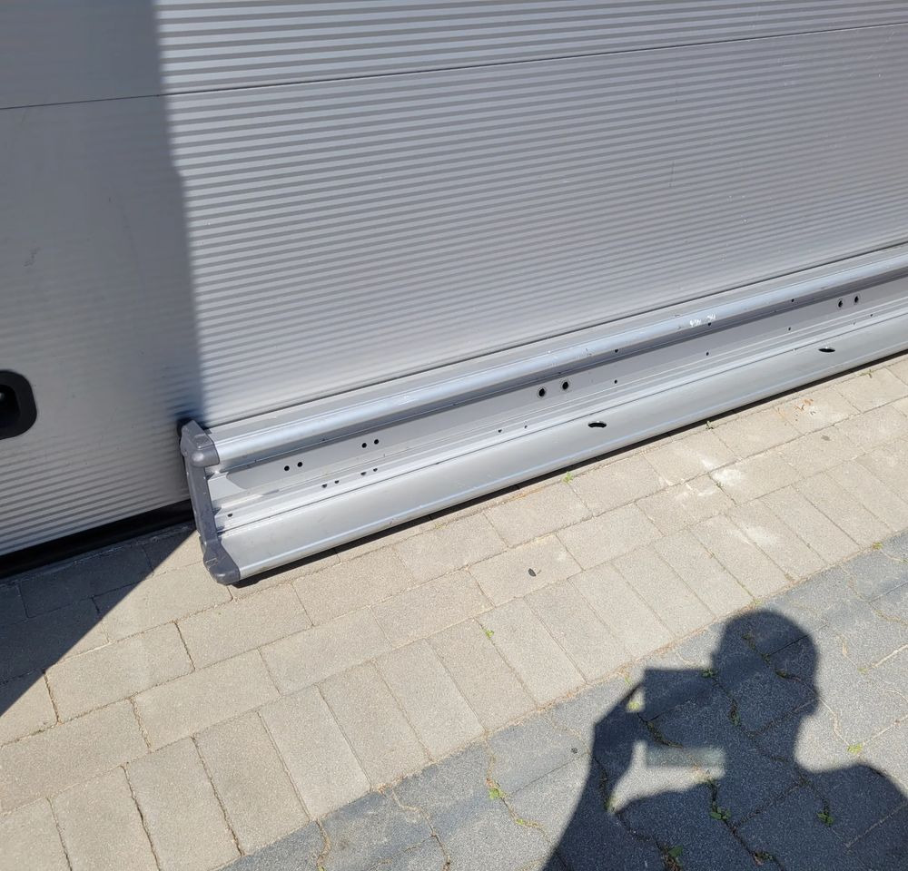 BELKA ZDERZAK SCANIA 2266598 ORYGINAŁ CHWALIM116 - Бампер для Грузовиков: фото 2 BELKA ZDERZAK SCANIA 2266598 ORYGINAŁ CHWALIM116 - Бампер для Грузовиков: фото 2