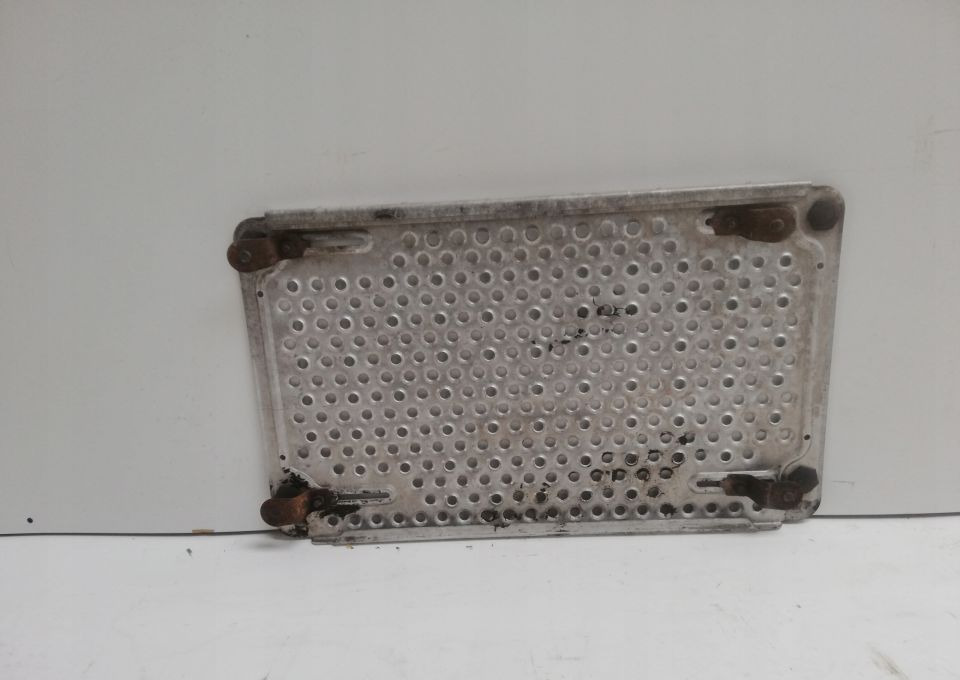 BLACHA PODEST OSŁONA DAF XF CF 73X44CM. - Глушитель/ Выхлопная система для Грузовиков: фото 2 BLACHA PODEST OSŁONA DAF XF CF 73X44CM. - Глушитель/ Выхлопная система для Грузовиков: фото 2