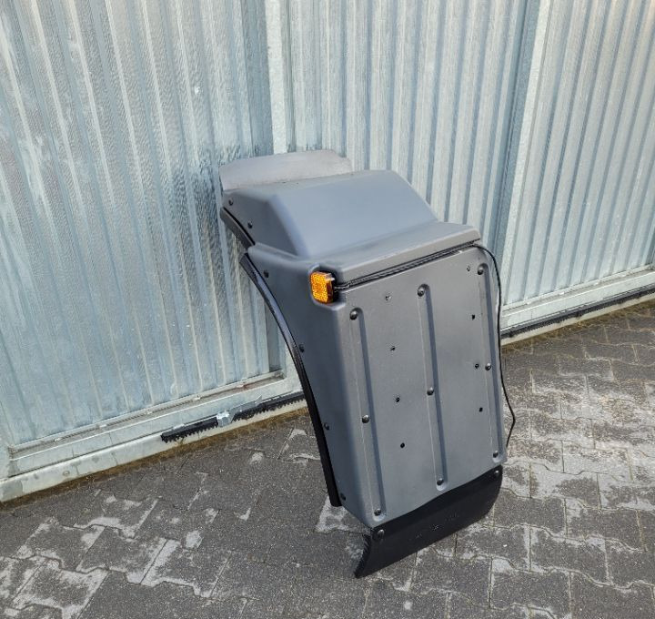 BLOTNIK MAN TGM LH NOWY ORYGINAL 81.61210.0541/0547 - Крыло для Грузовиков: фото 1 BLOTNIK MAN TGM LH NOWY ORYGINAL 81.61210.0541/0547 - Крыло для Грузовиков: фото 1