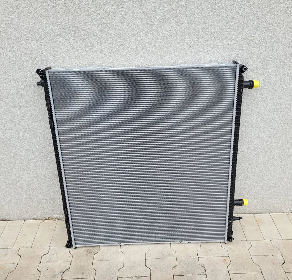 CHŁODNICA WODY MAN TGS E6 81.06101-6791 NOWY ORYGINAŁ - Радиатор для Грузовиков: фото 1 CHŁODNICA WODY MAN TGS E6 81.06101-6791 NOWY ORYGINAŁ - Радиатор для Грузовиков: фото 1