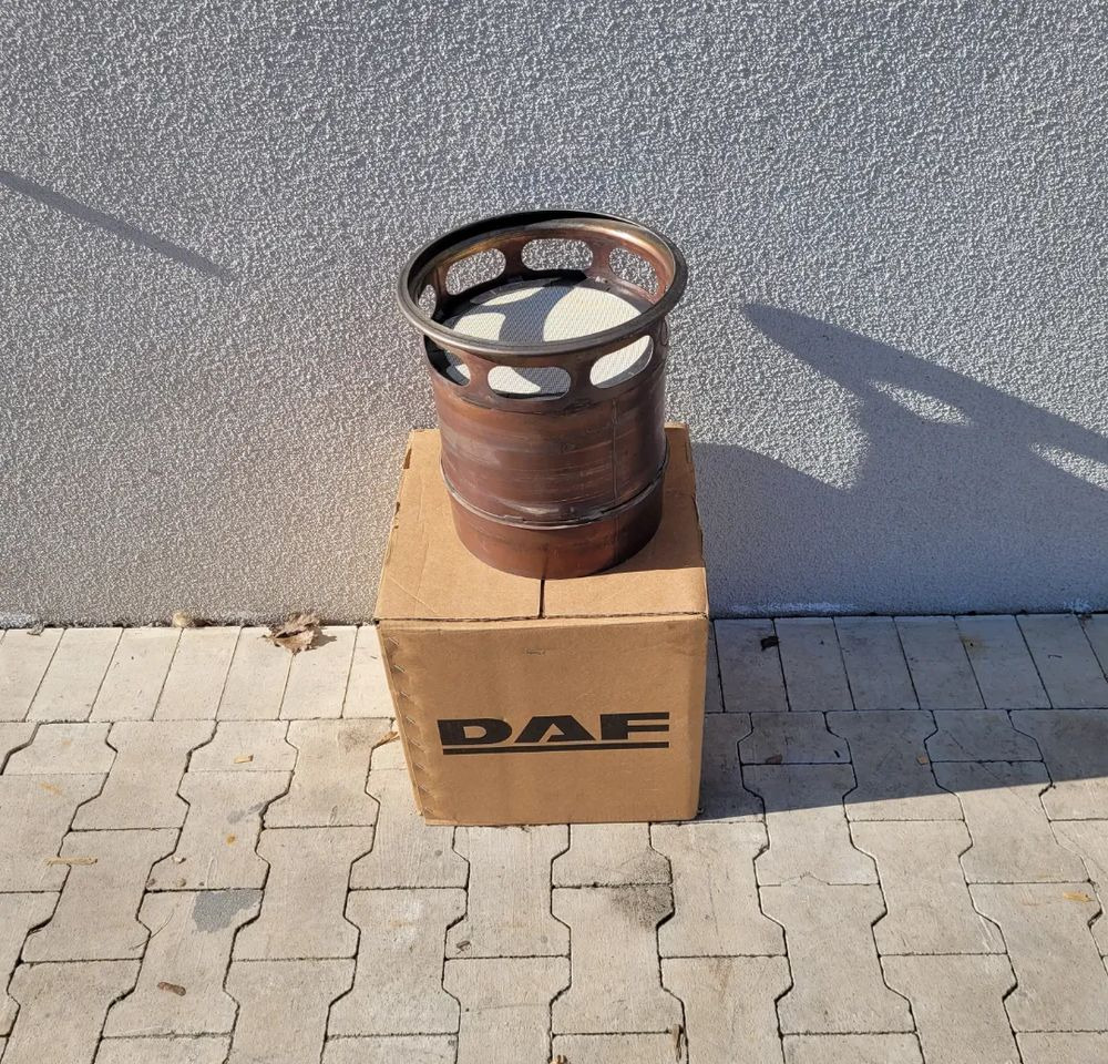 DPF DAF XF 106 LIFT 2134535 - Глушитель/ Выхлопная система: фото 1 DPF DAF XF 106 LIFT 2134535 - Глушитель/ Выхлопная система: фото 1