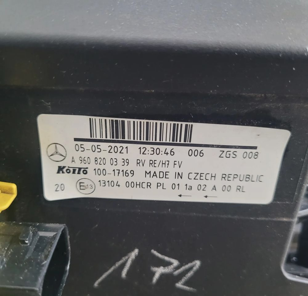 LAMPA RH MERCEDES ACTROS MP4 A9608200339 CHWALIM116 - Свет/ Освещение для Грузовиков: фото 4 LAMPA RH MERCEDES ACTROS MP4 A9608200339 CHWALIM116 - Свет/ Освещение для Грузовиков: фото 4