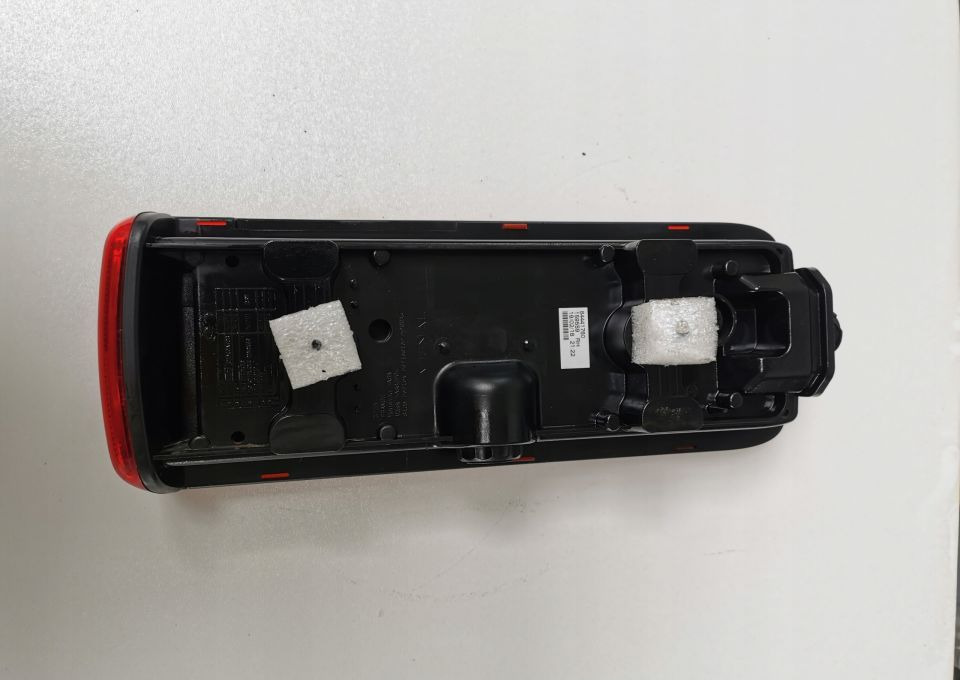 LAMPA TYL VOLVO FMX FM LED RH. ORYGINAŁ - Задний фонарь для Грузовиков: фото 4 LAMPA TYL VOLVO FMX FM LED RH. ORYGINAŁ - Задний фонарь для Грузовиков: фото 4