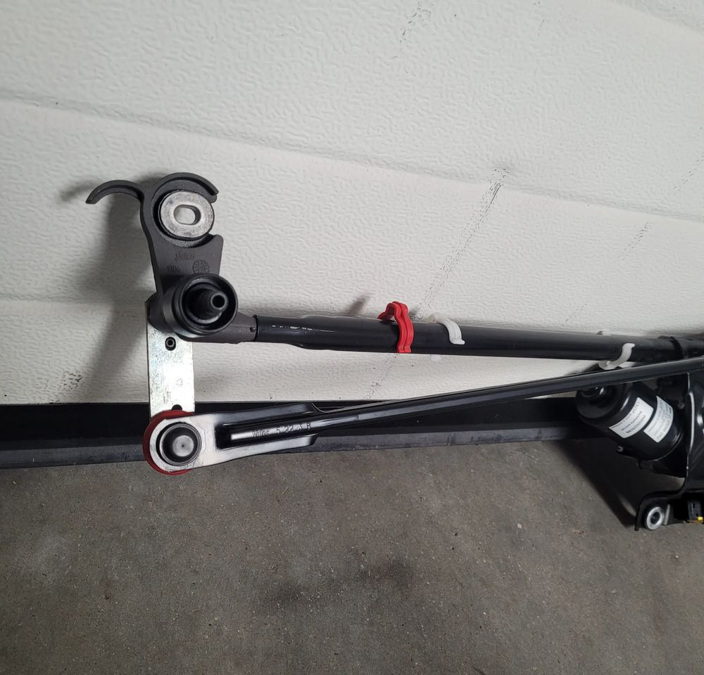 MECHANIZM WYCIERACZEK VOLVO FH4 FH5 ORYGINAŁ NOWY CHWALIM116 - Щетка стеклоочистителя для Грузовиков: фото 2 MECHANIZM WYCIERACZEK VOLVO FH4 FH5 ORYGINAŁ NOWY CHWALIM116 - Щетка стеклоочистителя для Грузовиков: фото 2