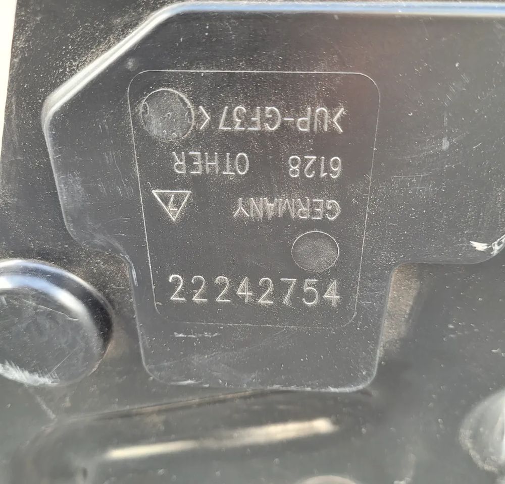 MISKA OLEJOWA RENAULT RANGE T 22242776 - Масляный поддон для Грузовиков: фото 5 MISKA OLEJOWA RENAULT RANGE T 22242776 - Масляный поддон для Грузовиков: фото 5