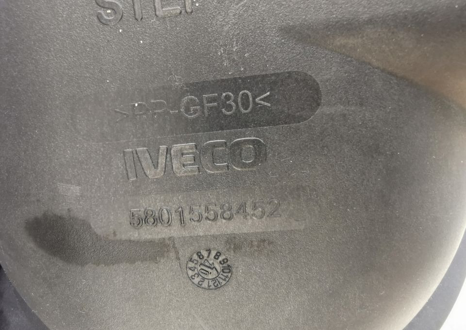 Obudowa filtra powietrza iveco eurocargo 580155845 - Воздушный фильтр: фото 2 Obudowa filtra powietrza iveco eurocargo 580155845 - Воздушный фильтр: фото 2