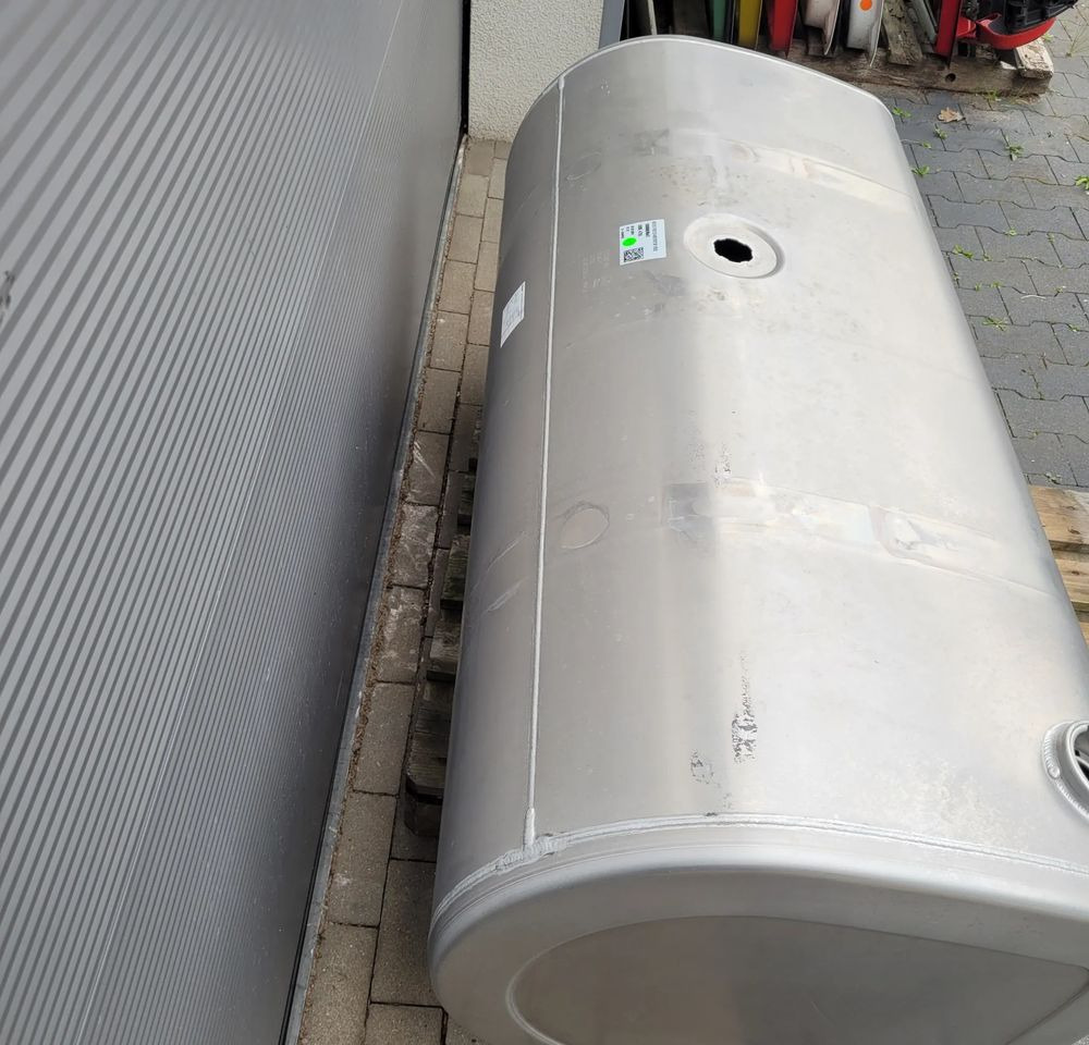 ZBIORNIK PALIWA VOLVO FH4 FH5 GAMA 150X55X68 CM 475L 22038784 CHWALIM116 - Топливный бак для Грузовиков: фото 5 ZBIORNIK PALIWA VOLVO FH4 FH5 GAMA 150X55X68 CM 475L 22038784 CHWALIM116 - Топливный бак для Грузовиков: фото 5