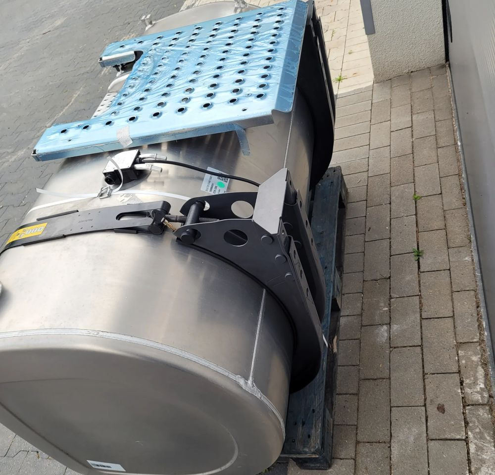 ZBIORNIK PALWA VOLVO FH4 FH5 FMX 21335687 155X70X70CM 620L CHWALIM116 - Подготовка топлива для Грузовиков: фото 4 ZBIORNIK PALWA VOLVO FH4 FH5 FMX 21335687 155X70X70CM 620L CHWALIM116 - Подготовка топлива для Грузовиков: фото 4