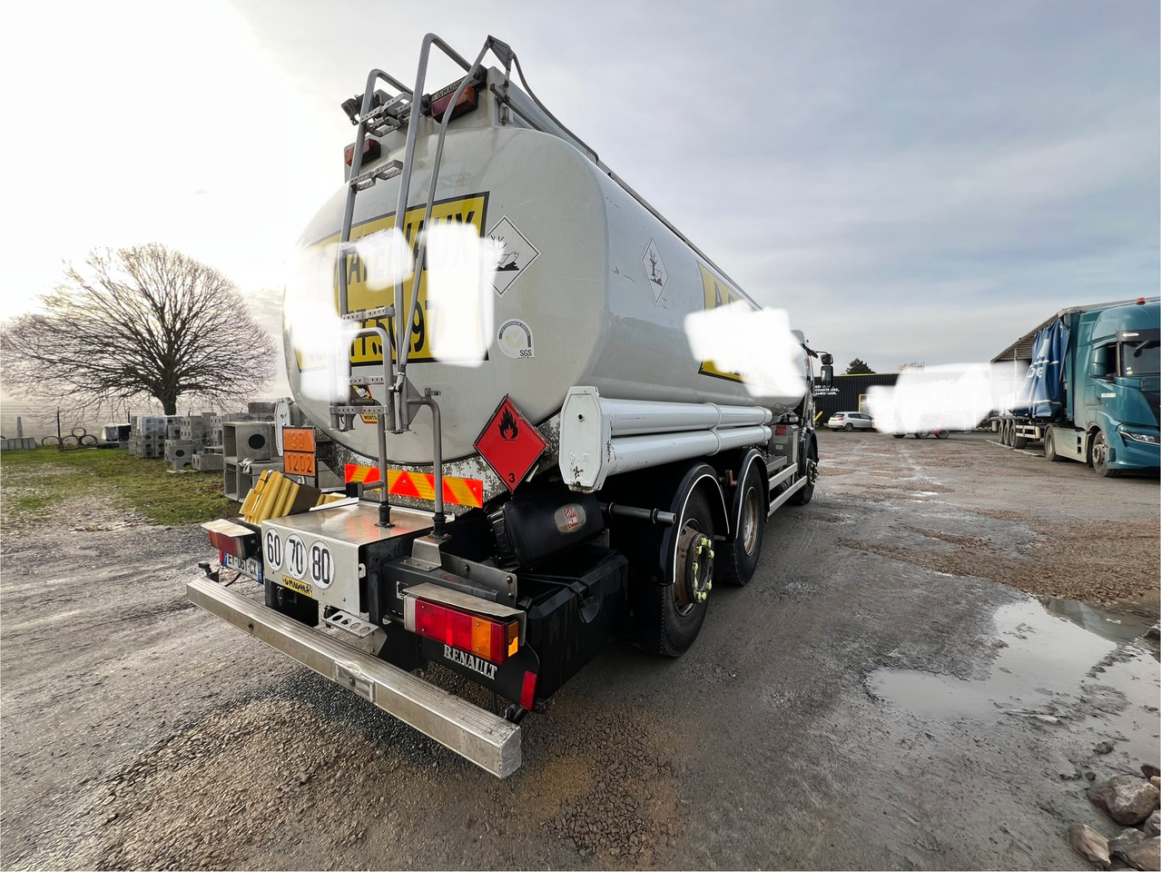 Premium 320 DCi - Грузовик-цистерна: фото 3 Premium 320 DCi - Грузовик-цистерна: фото 3