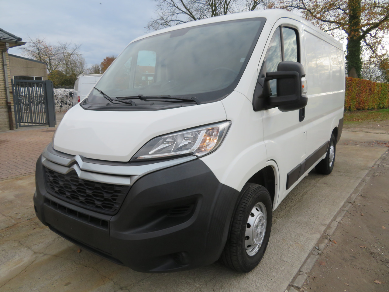 Citroën Jumper 2.2 BlueHDi - L1H1 - Легковой фургон: фото 3 Citroën Jumper 2.2 BlueHDi - L1H1 - Легковой фургон: фото 3