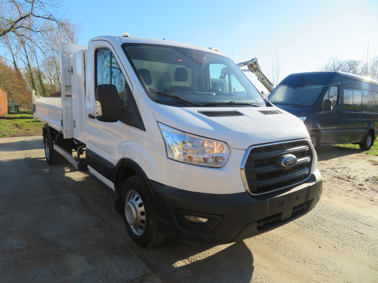 Ford Transit 2.0TDCi - Малотоннажный самосвал: фото 1 Ford Transit 2.0TDCi - Малотоннажный самосвал: фото 1