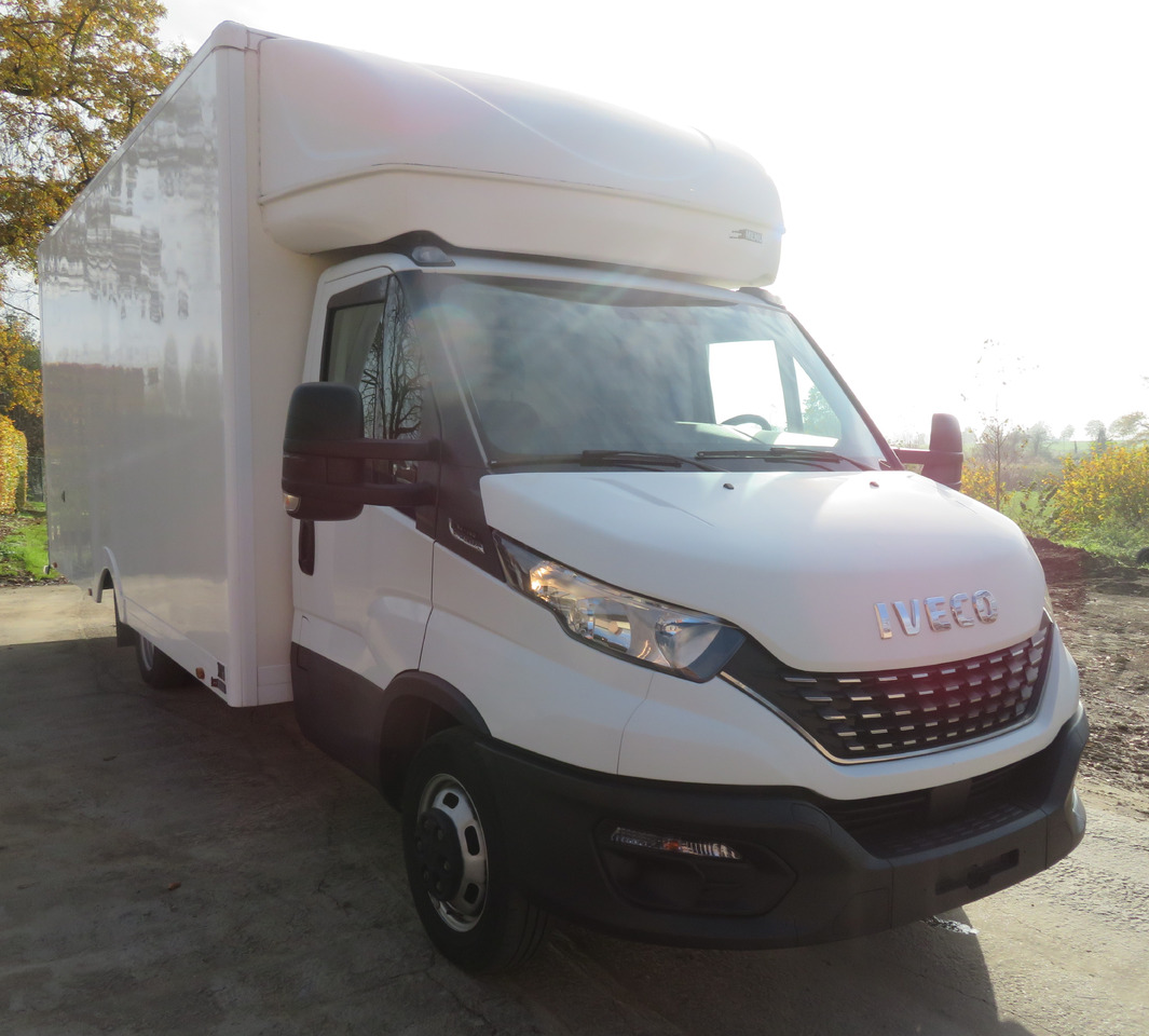 Iveco Daily 35C14 - Малотоннажный фургон: фото 2 Iveco Daily 35C14 - Малотоннажный фургон: фото 2