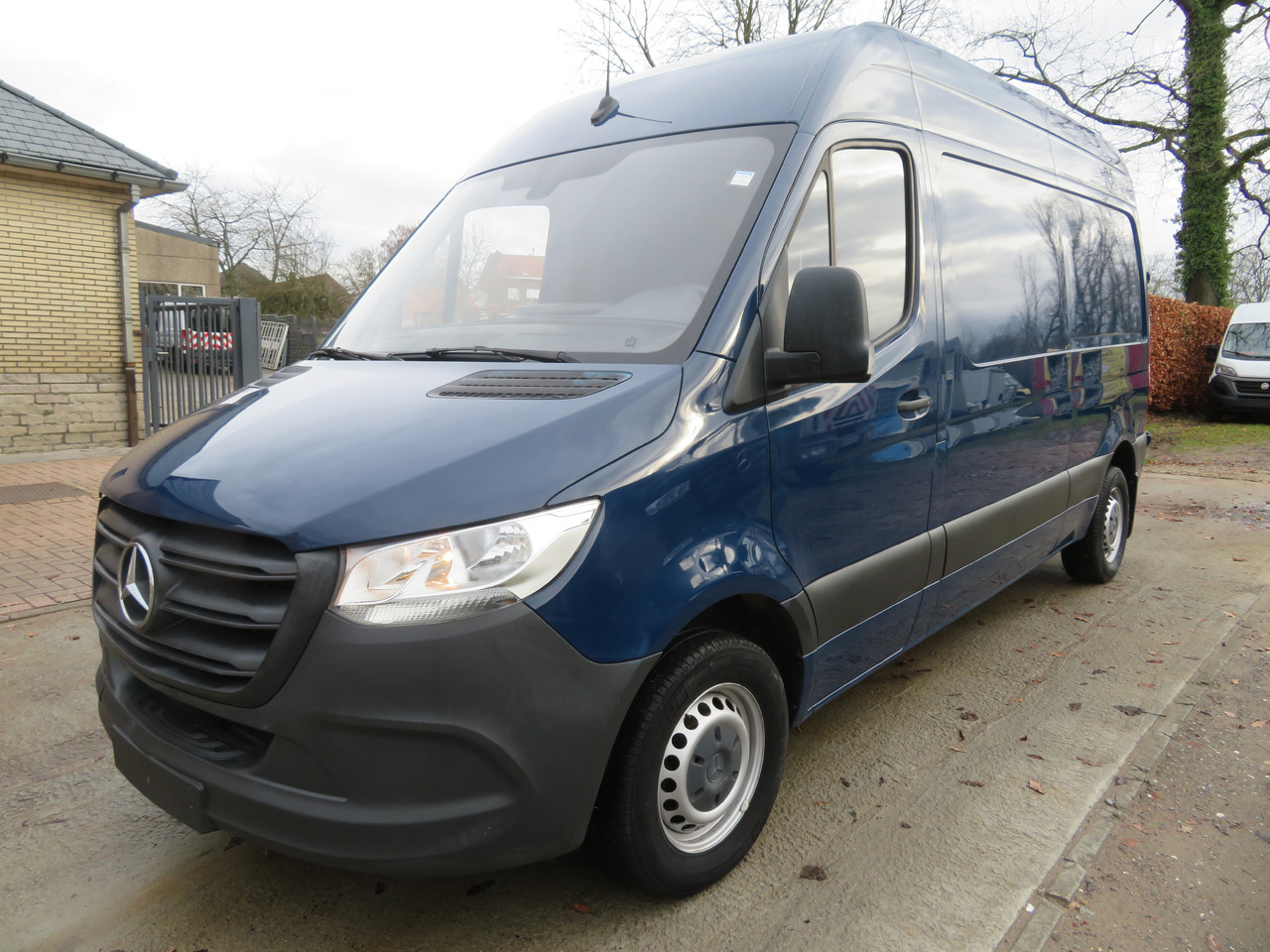 Mercedes-Benz Sprinter 311CDi - Легковой фургон: фото 3 Mercedes-Benz Sprinter 311CDi - Легковой фургон: фото 3