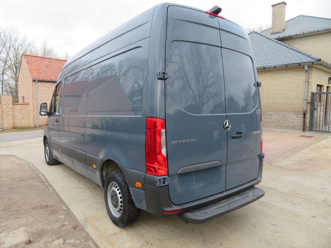Mercedes-Benz Sprinter 317cdi - 9GTronic - A2H2 - Цельнометаллический фургон: фото 5 Mercedes-Benz Sprinter 317cdi - 9GTronic - A2H2 - Цельнометаллический фургон: фото 5