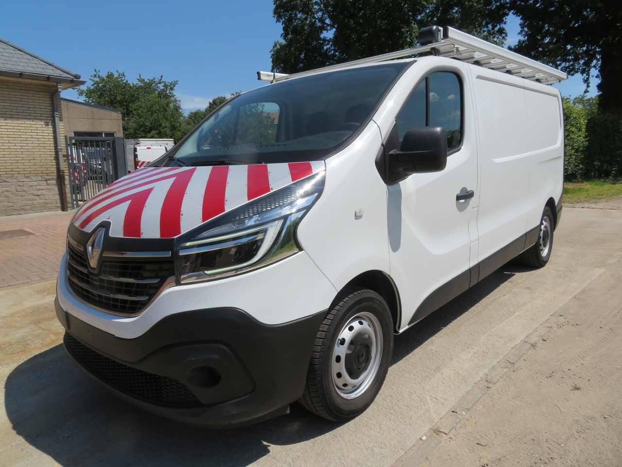 RENAULT Trafic 2.0dCi - L2H1 - Легковой фургон: фото 3 RENAULT Trafic 2.0dCi - L2H1 - Легковой фургон: фото 3