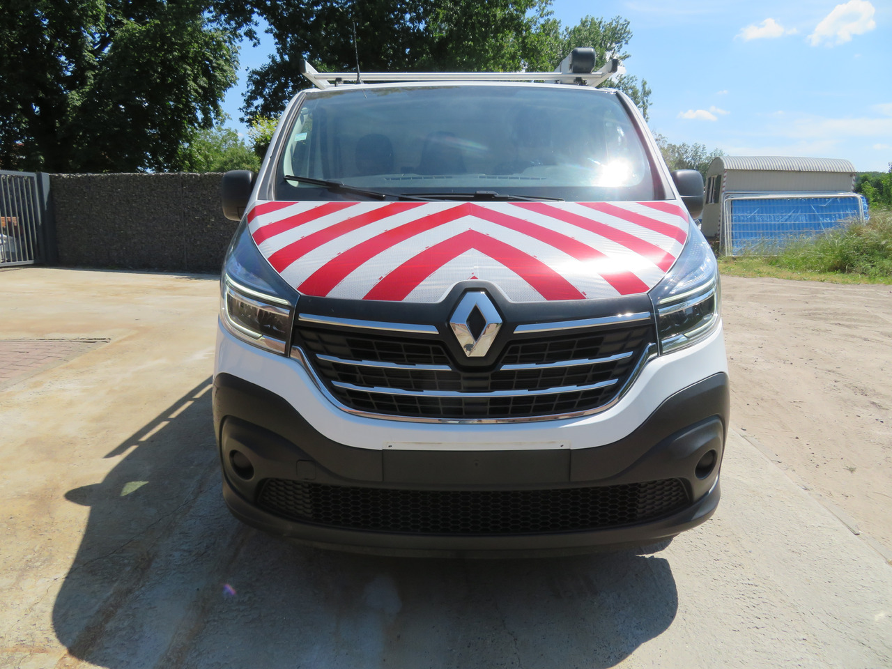 RENAULT Trafic 2.0dCi - L2H1 - Легковой фургон: фото 2 RENAULT Trafic 2.0dCi - L2H1 - Легковой фургон: фото 2