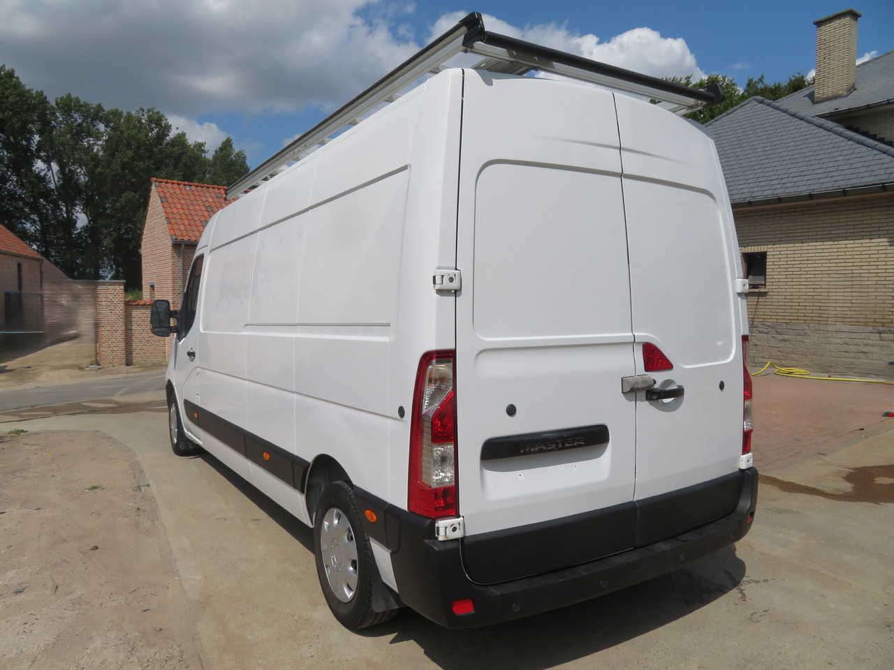 Renault Master 2.3dCi Energy Grand Confort & Media Nav - L3H2 - Цельнометаллический фургон: фото 5 Renault Master 2.3dCi Energy Grand Confort & Media Nav - L3H2 - Цельнометаллический фургон: фото 5