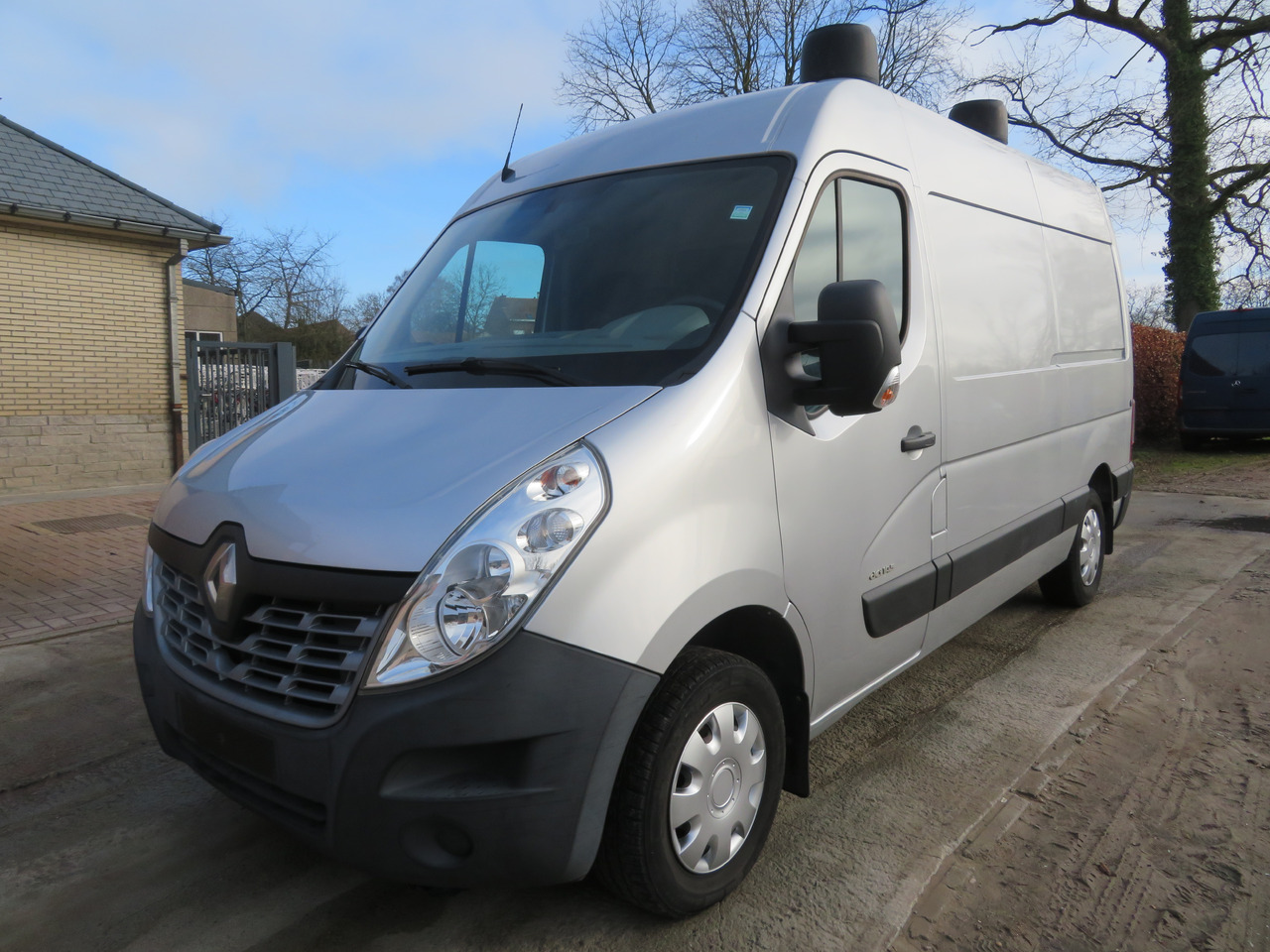 Renault Master 2.3dCi - L2H2 - Цельнометаллический фургон: фото 3 Renault Master 2.3dCi - L2H2 - Цельнометаллический фургон: фото 3