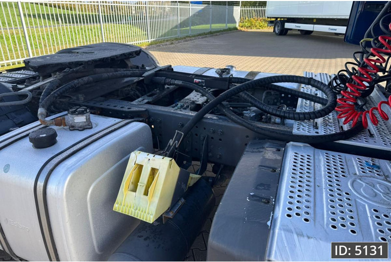 Mercedes-Benz Actros 1848 BigSpace, Euro 6, / Retarder / Standklima / Hydraulics / MP5, Intarder - Тягач: фото 5 Mercedes-Benz Actros 1848 BigSpace, Euro 6, / Retarder / Standklima / Hydraulics / MP5, Intarder - Тягач: фото 5