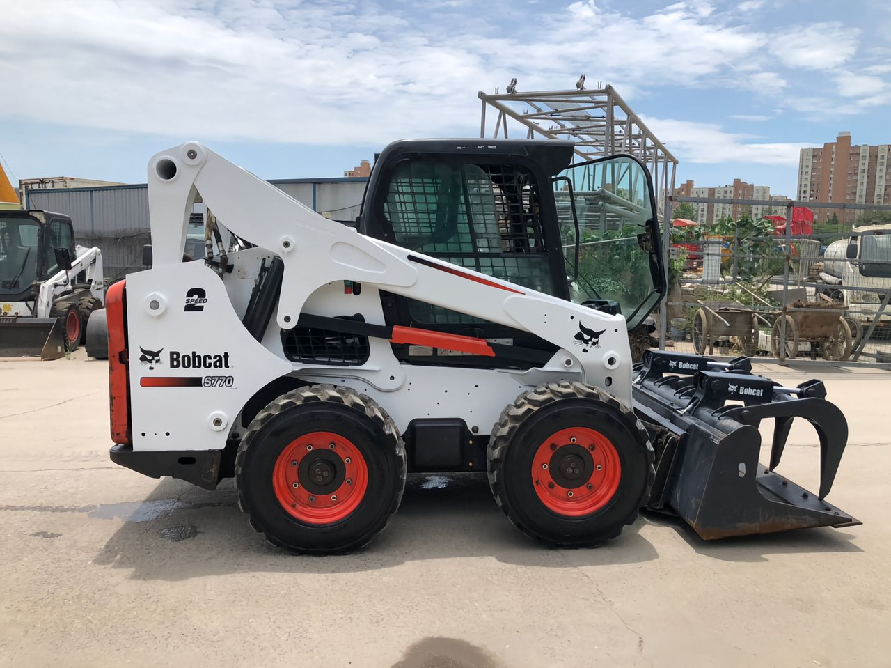 BOBCAT Skid Steer Loader S770 Click for Discount - Мини-погрузчик с бортовым поворотом: фото 5 BOBCAT Skid Steer Loader S770 Click for Discount - Мини-погрузчик с бортовым поворотом: фото 5
