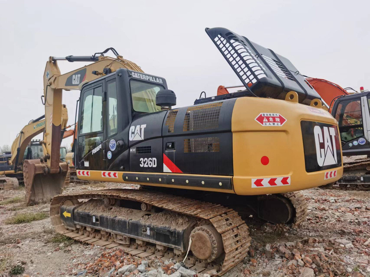 CATERPILLAR 326D - Гусеничный экскаватор: фото 4 CATERPILLAR 326D - Гусеничный экскаватор: фото 4