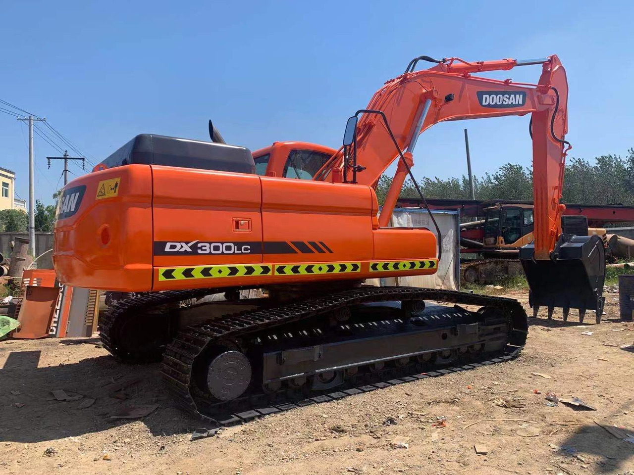 DOOSAN DX300LC - Гусеничный экскаватор: фото 1 DOOSAN DX300LC - Гусеничный экскаватор: фото 1