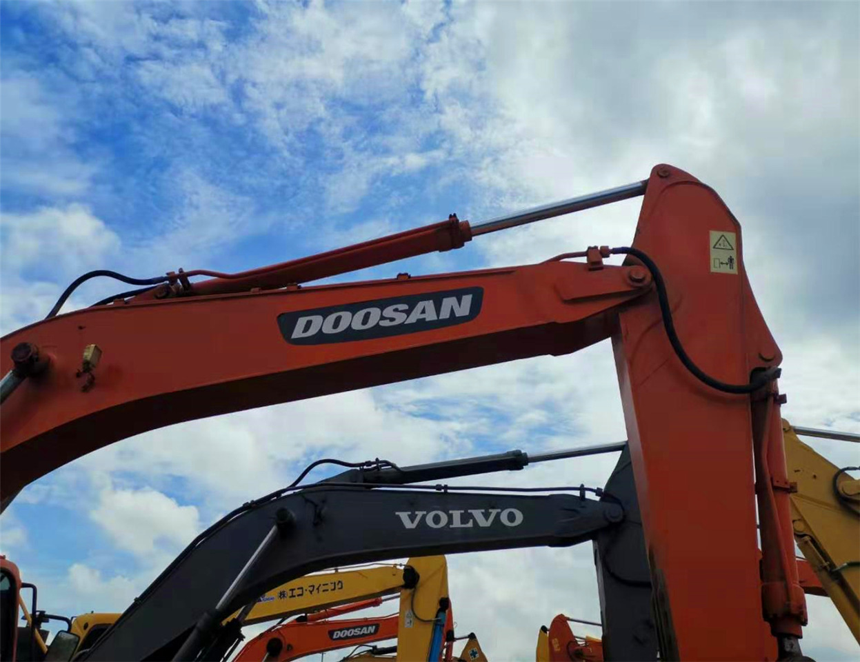 DOOSAN Excavator DH300 Click Here for Discount - Гусеничный экскаватор: фото 3 DOOSAN Excavator DH300 Click Here for Discount - Гусеничный экскаватор: фото 3