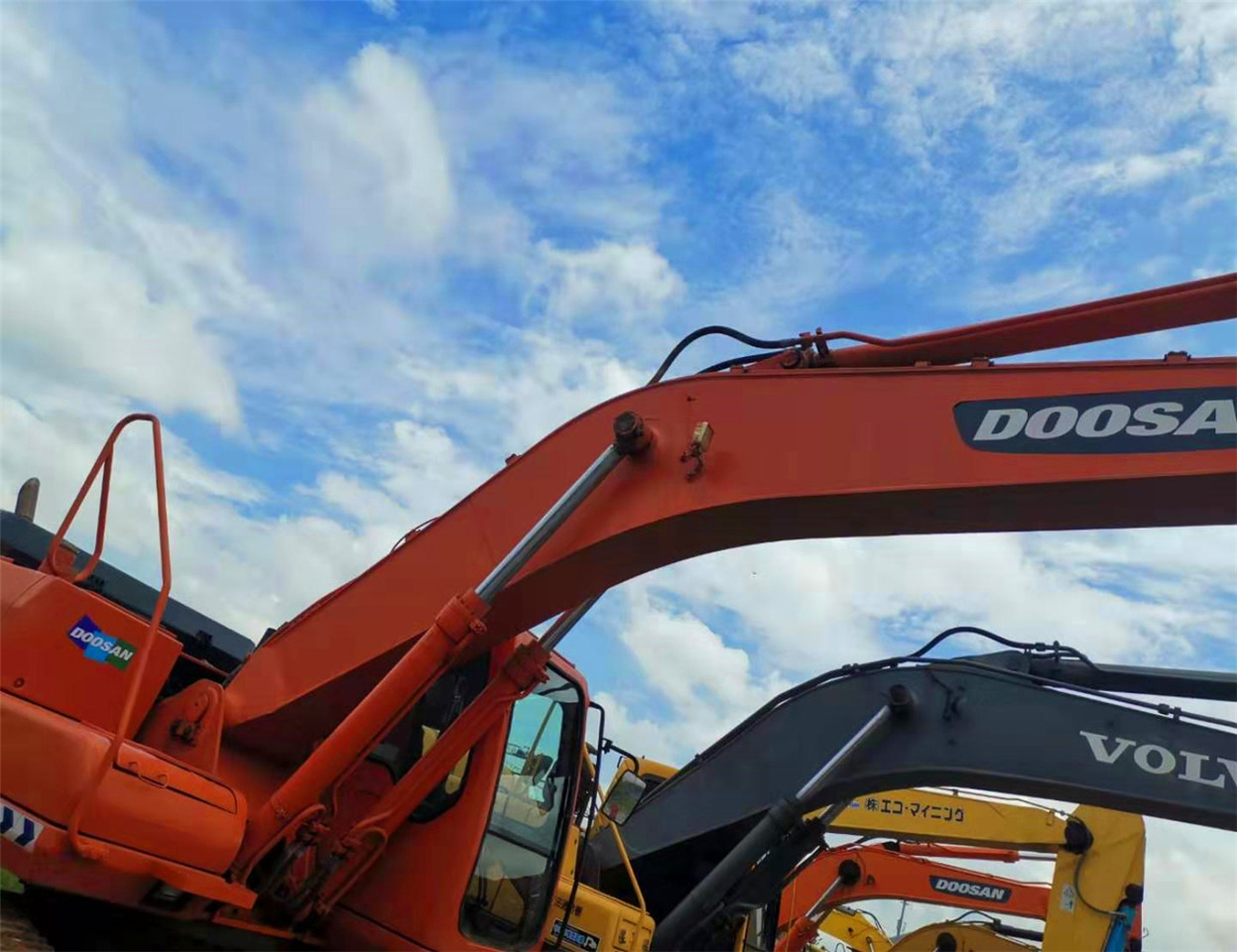 DOOSAN Excavator DH300 Click Here for Discount - Гусеничный экскаватор: фото 4 DOOSAN Excavator DH300 Click Here for Discount - Гусеничный экскаватор: фото 4