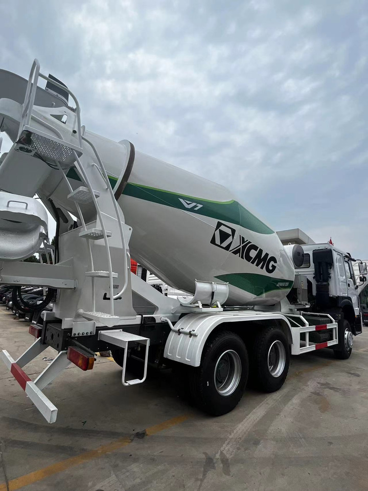 Автобетоносмеситель HOWO Cement Mixer Truck 12cube Click Here for Discount: фото 6 Автобетоносмеситель HOWO Cement Mixer Truck 12cube Click Here for Discount: фото 6