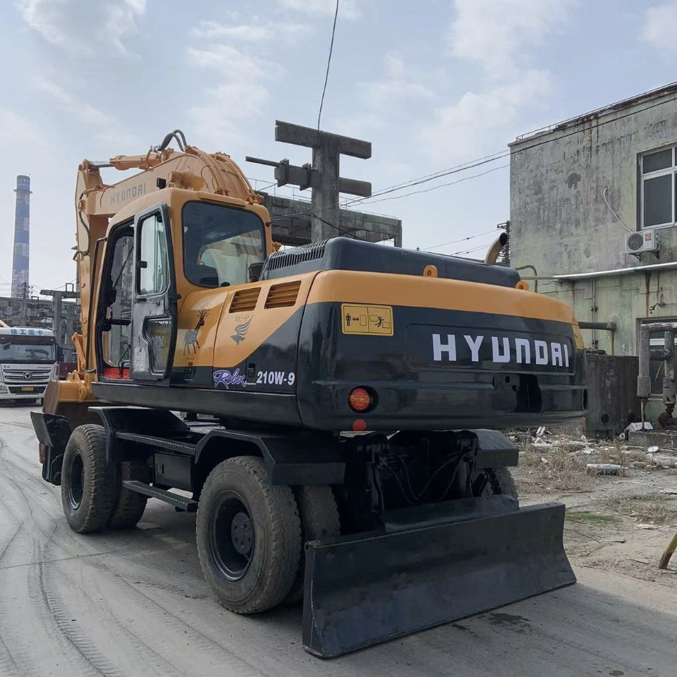 HYUNDAI R210W-9 - Гусеничный экскаватор: фото 5 HYUNDAI R210W-9 - Гусеничный экскаватор: фото 5