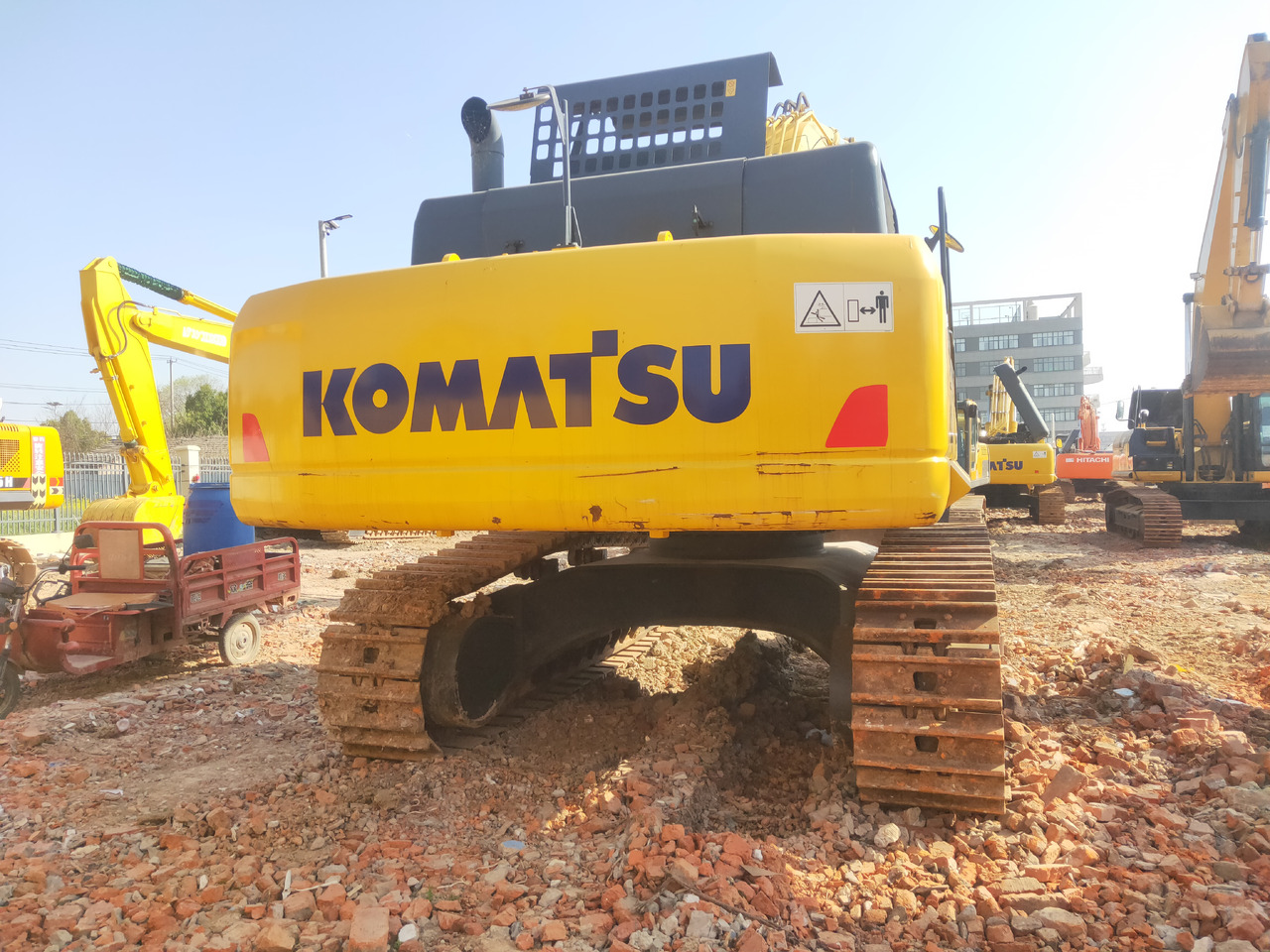 KOMATSU PC400-8 - Гусеничный экскаватор: фото 4 KOMATSU PC400-8 - Гусеничный экскаватор: фото 4