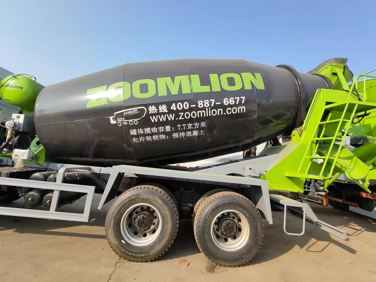 SINOTRUK HOWO 371 CLICK HERE FOR DISCOUNT - Автобетоносмеситель: фото 4 SINOTRUK HOWO 371 CLICK HERE FOR DISCOUNT - Автобетоносмеситель: фото 4