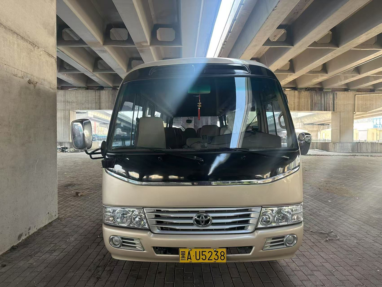 TOYOTA Coaster - Городской автобус: фото 2 TOYOTA Coaster - Городской автобус: фото 2
