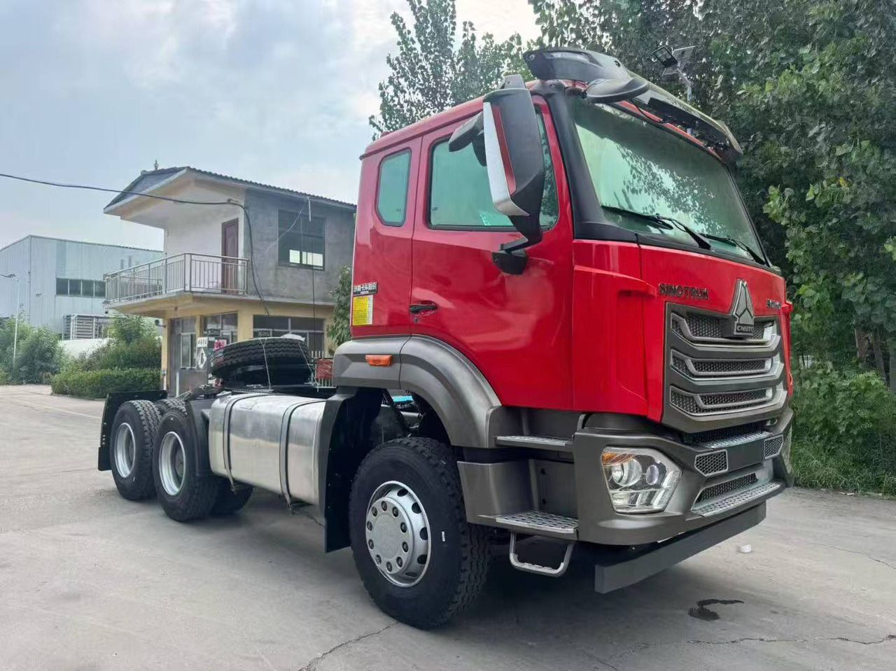 Howo Tractor Unit Click for Discount - Тягач: фото 3 Howo Tractor Unit Click for Discount - Тягач: фото 3