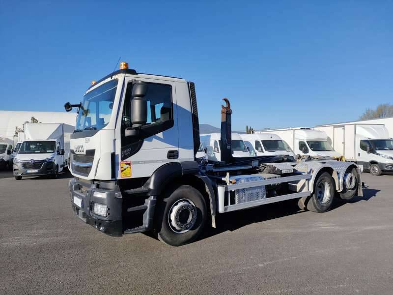 Camion Porteur STRALIS X-WAY AD260 S36 26 TONNES 360 CV AMPLIROLL 6X2 - Крюковой мультилифт: фото 3 Camion Porteur STRALIS X-WAY AD260 S36 26 TONNES 360 CV AMPLIROLL 6X2 - Крюковой мультилифт: фото 3