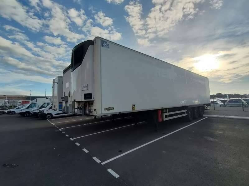 Semi-remorque 3 Essieux 38 TONNES HAYON CAISSE CHEREAU GROUPE CARRIER VECTOR HE 19 MT - Полуприцеп-рефрижератор: фото 1 Semi-remorque 3 Essieux 38 TONNES HAYON CAISSE CHEREAU GROUPE CARRIER VECTOR HE 19 MT - Полуприцеп-рефрижератор: фото 1