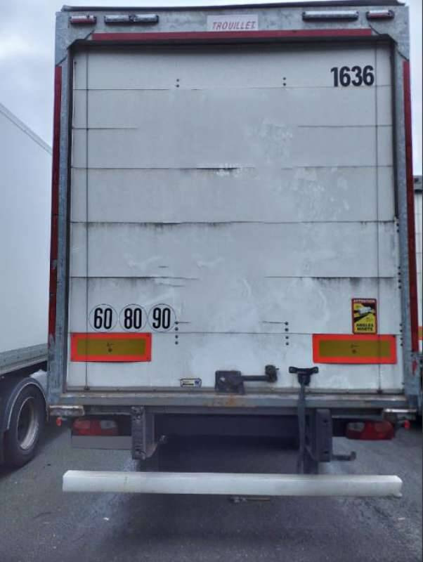 Semi-remorque 3 Essieux SEMI RECONDITONNEE -38 TONNES PORTE RELEVANTE - Полуприцеп-фургон: фото 3 Semi-remorque 3 Essieux SEMI RECONDITONNEE -38 TONNES PORTE RELEVANTE - Полуприцеп-фургон: фото 3