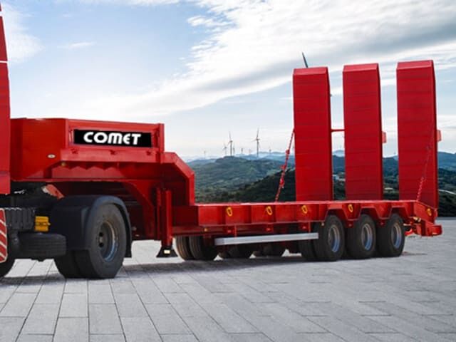 Comet Lowbed Semi Trailer With 3 Hydraulic Ramps For Sale In Kenya - Низкорамный полуприцеп: фото 2 Comet Lowbed Semi Trailer With 3 Hydraulic Ramps For Sale In Kenya - Низкорамный полуприцеп: фото 2