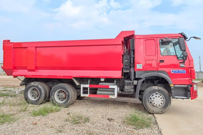SINOTRUK Howo 371 10 Wheeler Used Dump Trucks for Sale in Congo - Самосвал: фото 4 SINOTRUK Howo 371 10 Wheeler Used Dump Trucks for Sale in Congo - Самосвал: фото 4