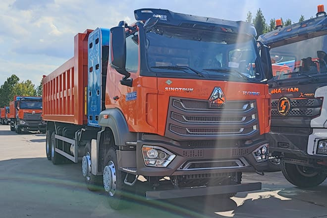 SINOTRUK Sinotruk Howo 8x4 Tipper Trucks for Sale in Ghana - Самосвал: фото 3 SINOTRUK Sinotruk Howo 8x4 Tipper Trucks for Sale in Ghana - Самосвал: фото 3