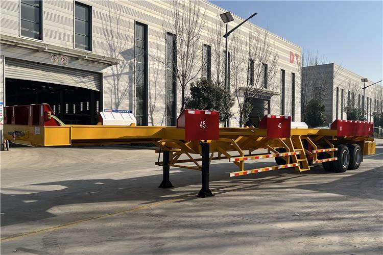 TITAN 20/40FT Terminal Trailer for Sale In Uganda - Полуприцеп-контейнеровоз/ Сменный кузов: фото 1 TITAN 20/40FT Terminal Trailer for Sale In Uganda - Полуприцеп-контейнеровоз/ Сменный кузов: фото 1