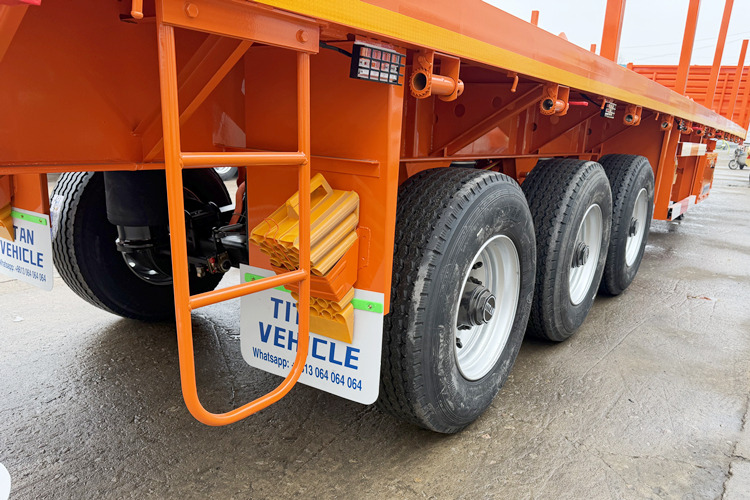 TITAN 3 Axle Timber Trailer for Sale in Kenya - Полуприцеп лесовоз: фото 4 TITAN 3 Axle Timber Trailer for Sale in Kenya - Полуприцеп лесовоз: фото 4