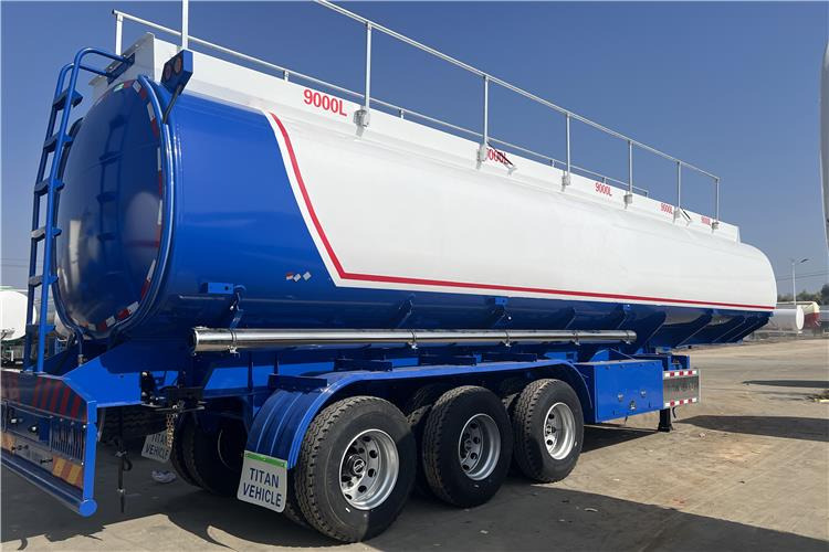 TITAN 45000 Liters Oil Tanker Trailer for Sale In Ghana - Полуприцеп-цистерна: фото 2 TITAN 45000 Liters Oil Tanker Trailer for Sale In Ghana - Полуприцеп-цистерна: фото 2