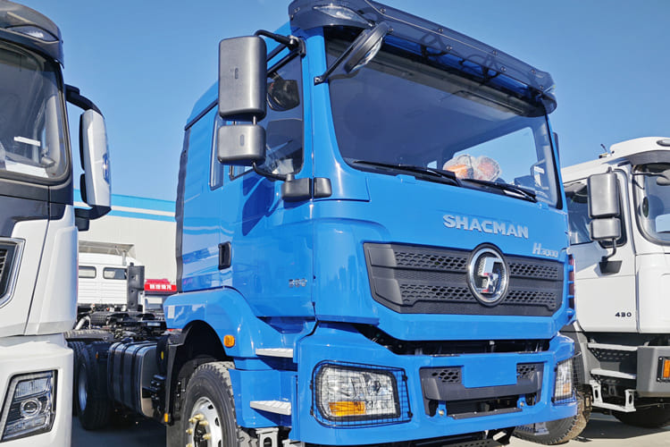 SHACMAN Shacman F3000 Truck Head for Sale in Saudi Arabia - Тягач: фото 4 SHACMAN Shacman F3000 Truck Head for Sale in Saudi Arabia - Тягач: фото 4