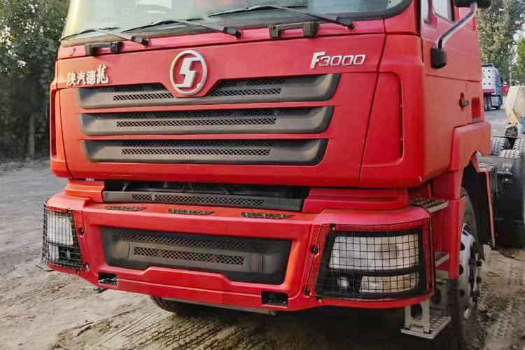 SHACMAN Used Shacman F3000 Truck Head for Sale in Mali - Тягач: фото 4 SHACMAN Used Shacman F3000 Truck Head for Sale in Mali - Тягач: фото 4